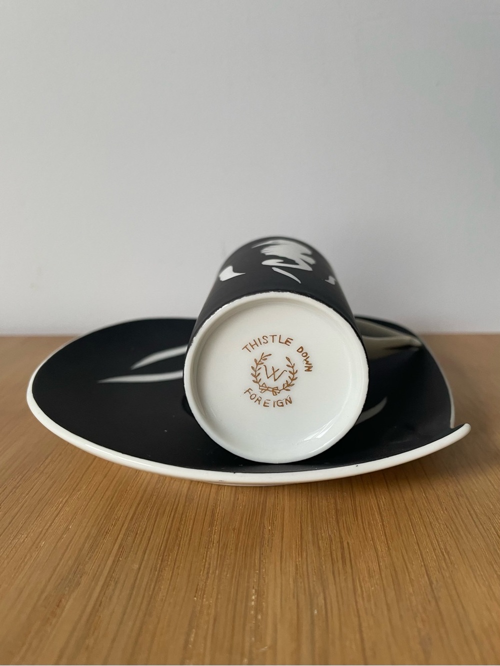 Vintage MCM Thistledown Foreign Seahorse Porcelain Espresso Cup & Saucer 50s 60s - Picture 3 of 16